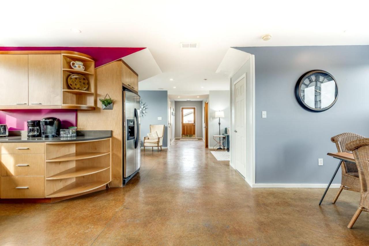 Walk Score 90!!-Historic Downtown District-2 Blocks To Famous Forsyth Park- Huge Private Patio-Private Parking Savannah Dış mekan fotoğraf