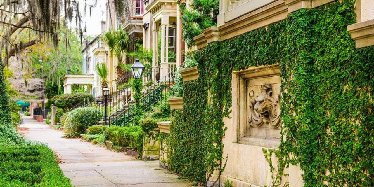 Walk Score 90!!-Historic Downtown District-2 Blocks To Famous Forsyth Park- Huge Private Patio-Private Parking Savannah Dış mekan fotoğraf
